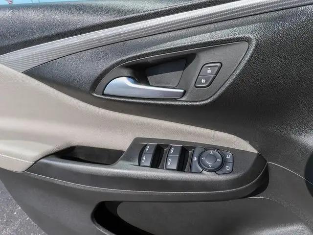 2024 Buick NV Avenir FWD