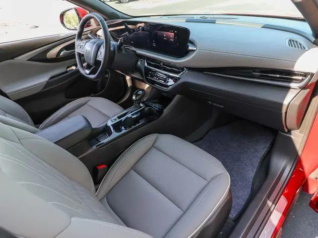 2024 Buick NV Avenir FWD
