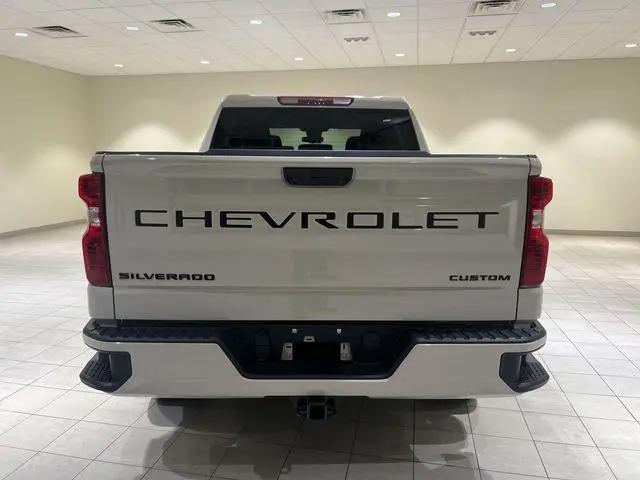 2026 Chevrolet Silverado 1500 2WD Crew Cab Short Bed Custom