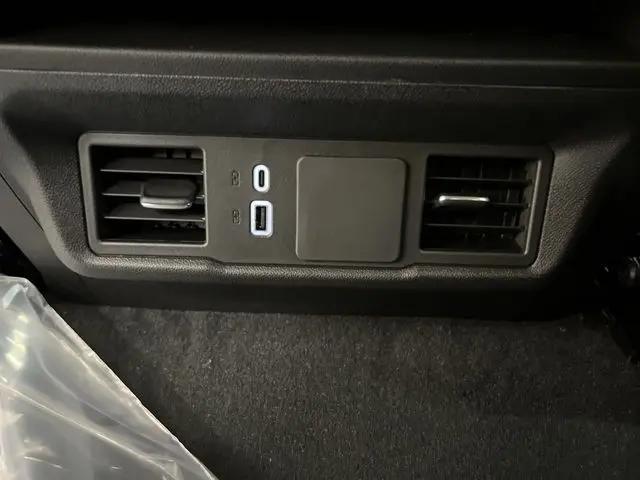 2026 Chevrolet Silverado 1500 2WD Crew Cab Short Bed Custom