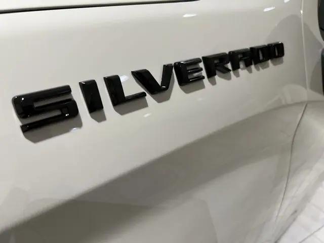 2026 Chevrolet Silverado 1500 2WD Crew Cab Short Bed Custom