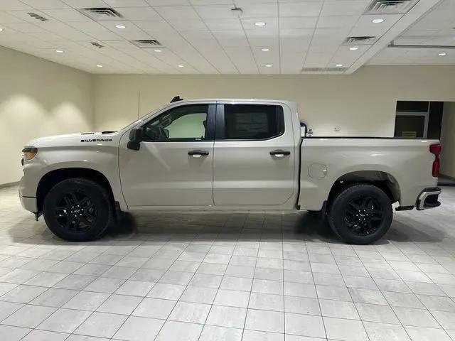 2026 Chevrolet Silverado 1500 2WD Crew Cab Short Bed Custom