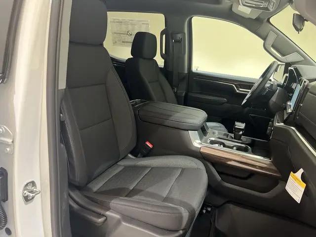 2026 Chevrolet Silverado 1500 4WD Crew Cab Short Bed LT Trail Boss