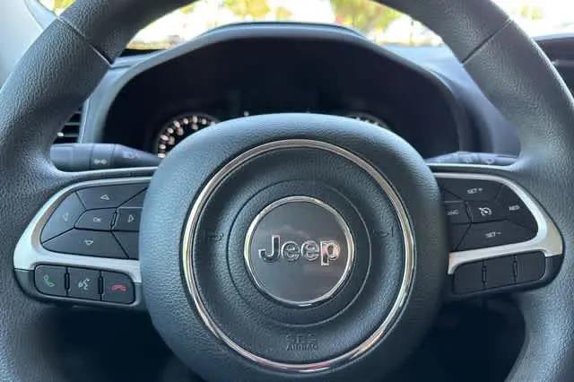 2023 Jeep Renegade Latitude 4x4