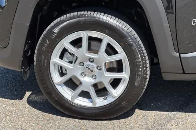 2023 Jeep Renegade Latitude 4x4