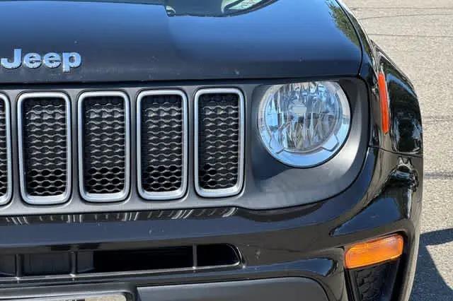 2023 Jeep Renegade Latitude 4x4