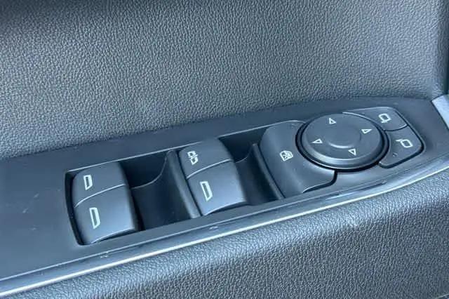 2026 GMC Sierra 1500 Crew Cab, Short Bed, SLE, 4WD