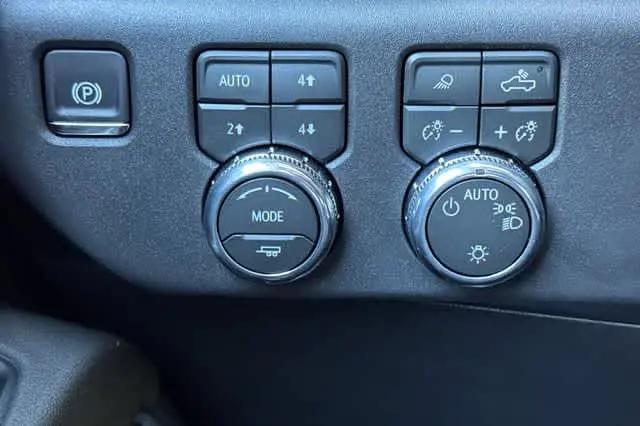 2026 GMC Sierra 1500 Crew Cab, Short Bed, SLE, 4WD