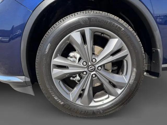 2023 Nissan Murano Platinum FWD