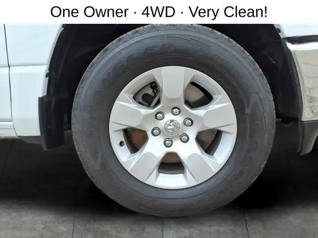 2022 Ram 1500 Big Horn Crew Cab 4x4 5'7" Box