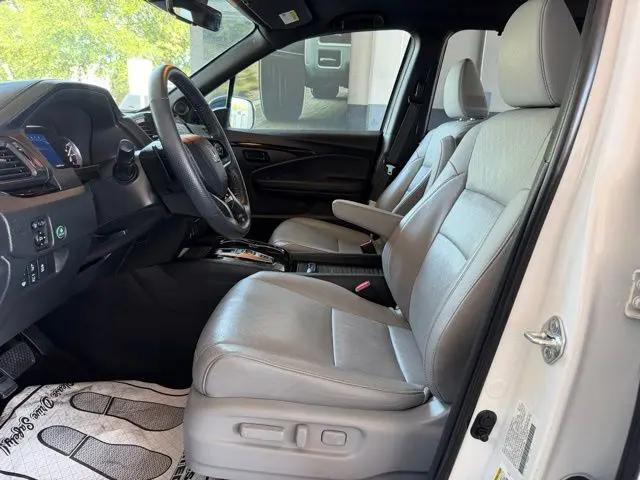 2023 Honda Passport AWD Elite