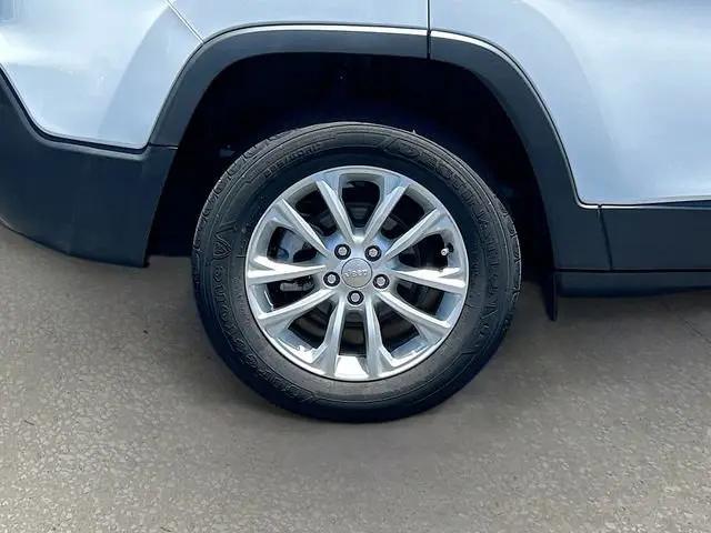 2021 Jeep Cherokee Latitude FWD