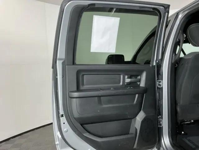 2021 Ram 3500 Tradesman Crew Cab 4x4 8' Box
