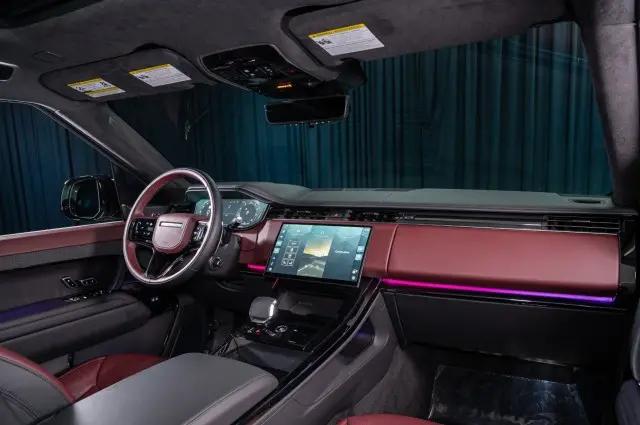 2025 Land Rover Range Rover Sport P530 Autobiography
