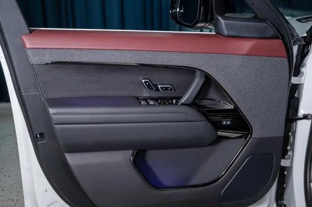 2025 Land Rover Range Rover Sport P530 Autobiography