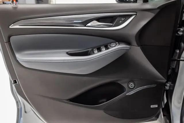 2023 Buick Enclave Essence AWD