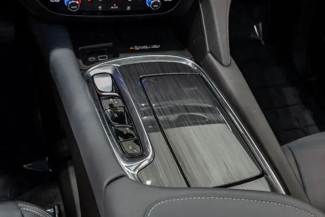 2023 Buick Enclave Essence AWD