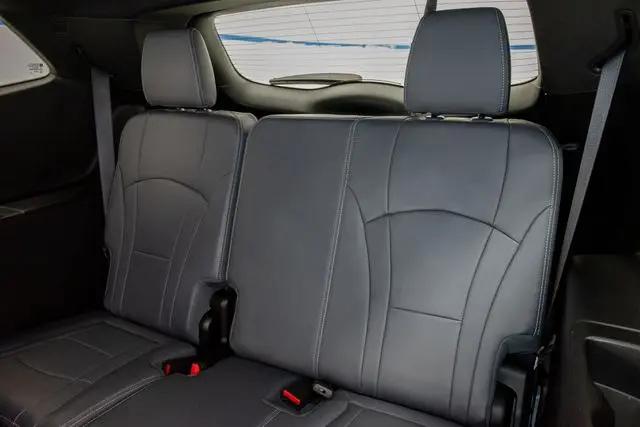 2023 Buick Enclave Essence AWD