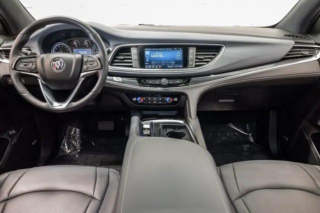 2023 Buick Enclave Essence AWD