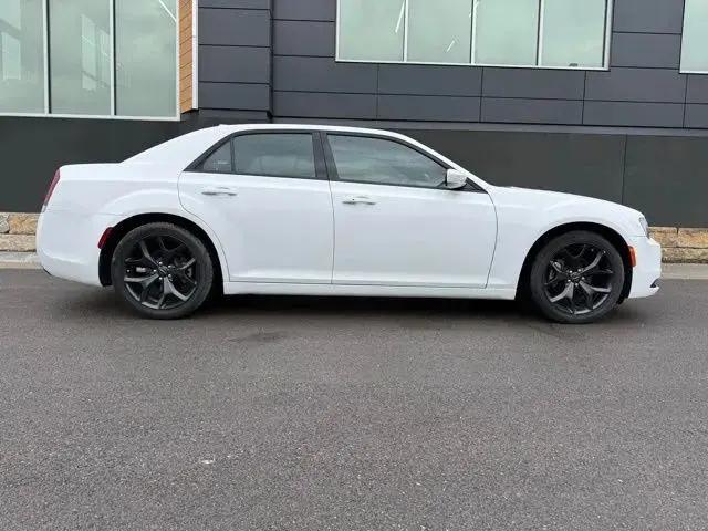 2023 Chrysler 300 300S