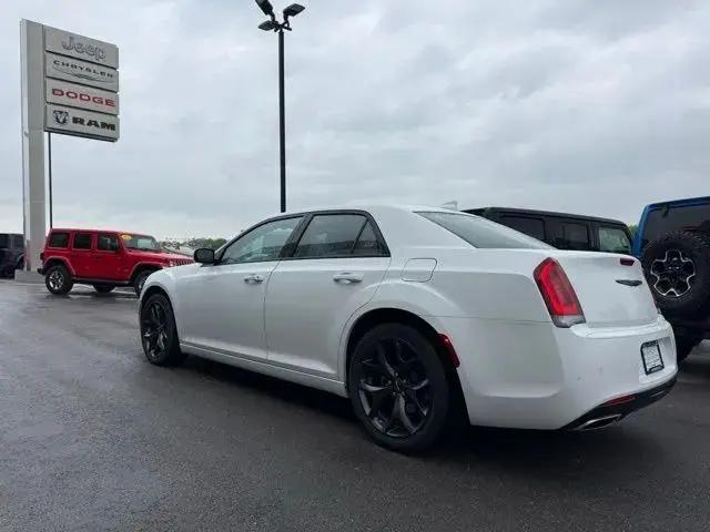 2023 Chrysler 300 300S