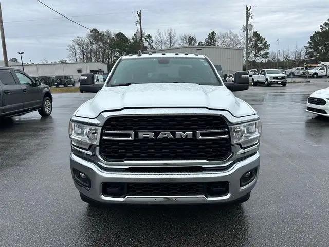 2024 Ram 3500 Big Horn Crew Cab 4x4 8' Box