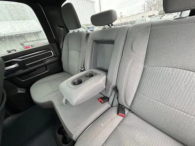 2024 Ram 3500 Big Horn Crew Cab 4x4 8' Box