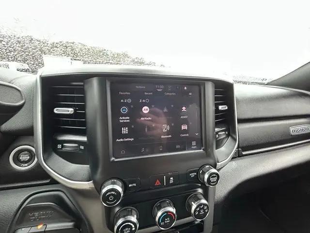 2024 Ram 3500 Big Horn Crew Cab 4x4 8' Box