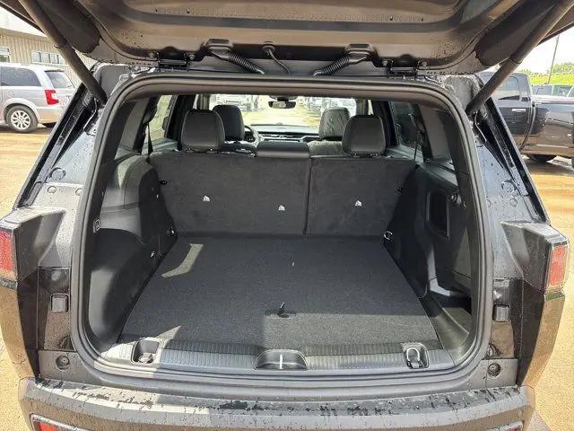 2026 Jeep Cherokee Overland 4x4