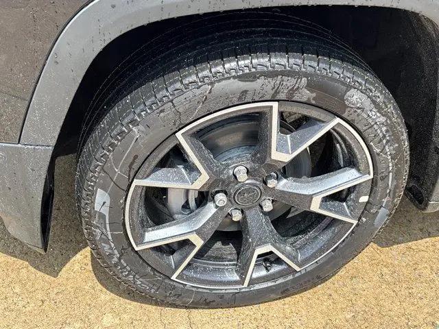 2026 Jeep Cherokee Overland 4x4