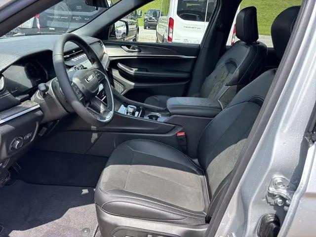 2026 Jeep Grand Cherokee L Altitude 4x4