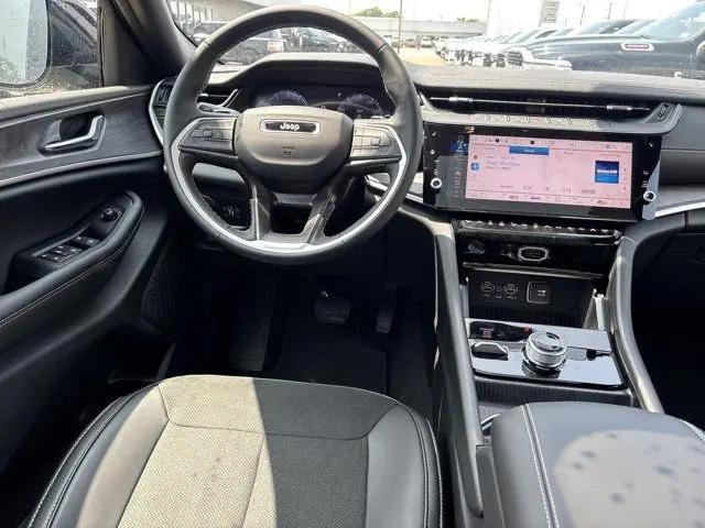 2026 Jeep Grand Cherokee L Altitude 4x4