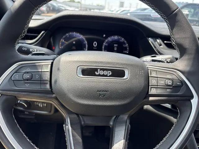 2026 Jeep Grand Cherokee L Altitude 4x4