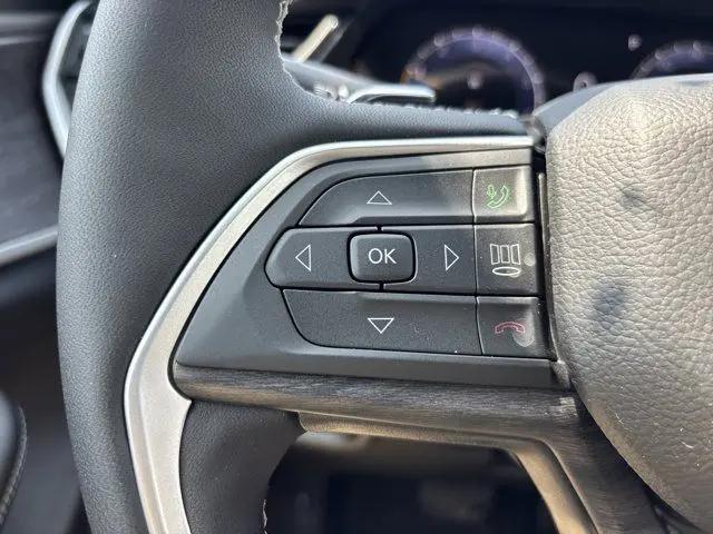 2026 Jeep Grand Cherokee L Altitude 4x4