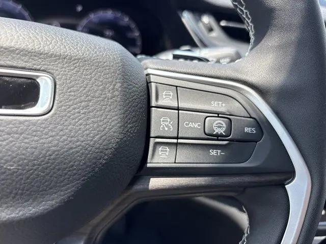 2026 Jeep Grand Cherokee L Altitude 4x4