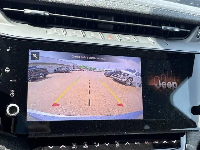 2026 Jeep Grand Cherokee L Altitude 4x4