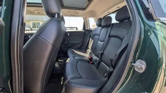 2017 MINI Hardtop Cooper