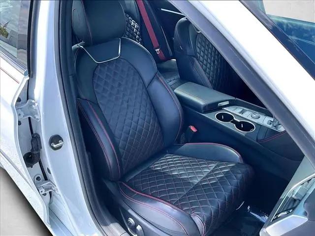 2022 Genesis G70 3.3T RWD
