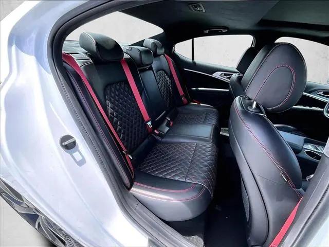 2022 Genesis G70 3.3T RWD