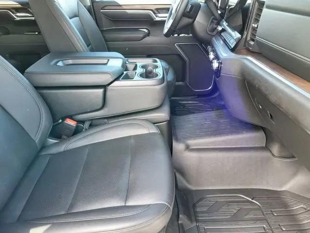 2026 GMC Sierra 1500 Crew Cab, Short Bed, SLT, 4WD
