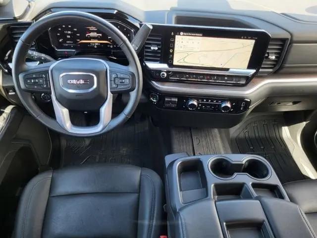 2026 GMC Sierra 1500 Crew Cab, Short Bed, SLT, 4WD