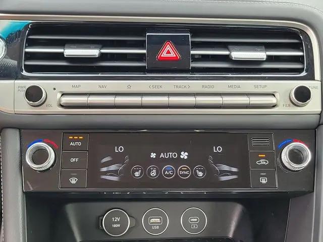 2025 Genesis G70 2.5T AWD