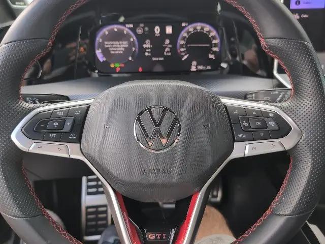 2025 Volkswagen Golf GTI 2.0T SE