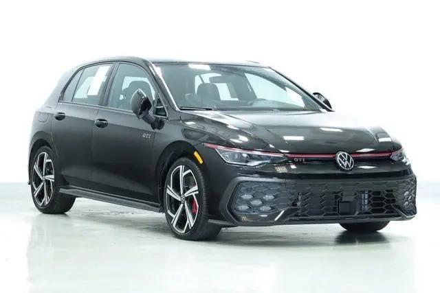 2025 Volkswagen Golf GTI 2.0T SE