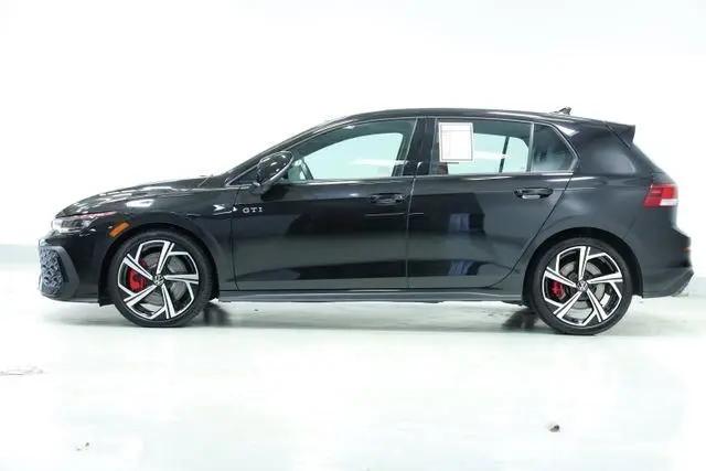 2025 Volkswagen Golf GTI 2.0T SE