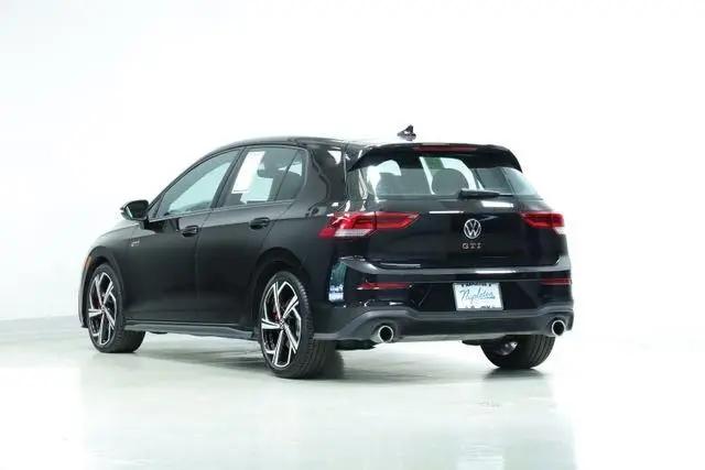2025 Volkswagen Golf GTI 2.0T SE
