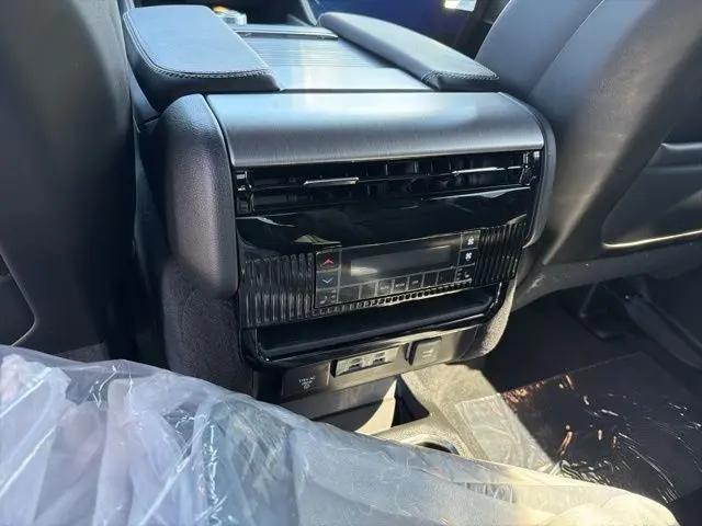 2026 Jeep Grand Wagoneer Limited Reserve 4x4