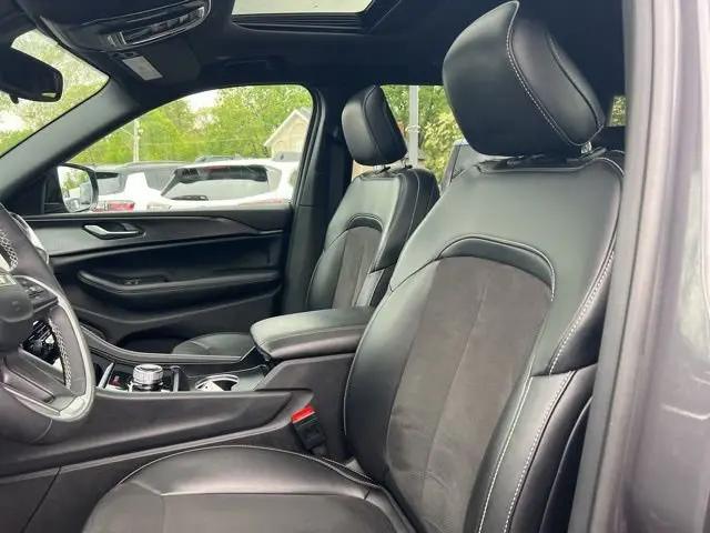 2024 Jeep Grand Cherokee L Altitude X 4x4