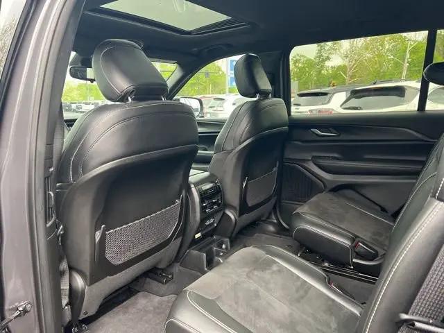 2024 Jeep Grand Cherokee L Altitude X 4x4