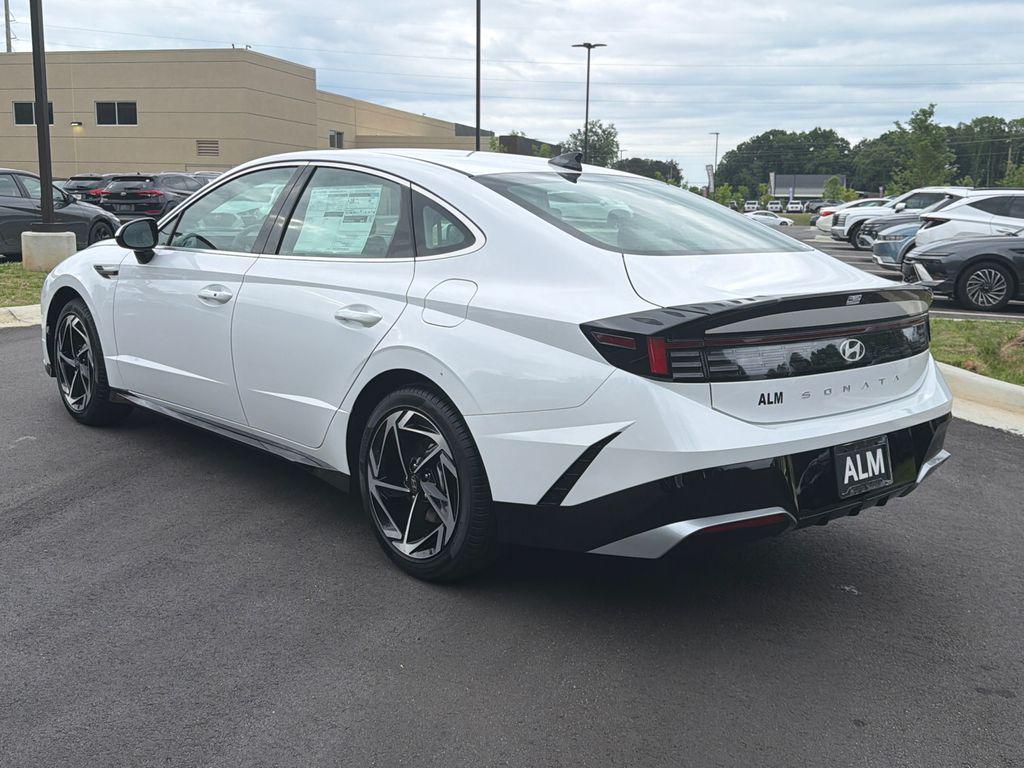 New 2026 White HYUNDAI SEL Sport image 4